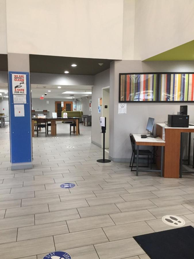 Holiday Inn Express & Suites Orangeburg By Ihg Екстериор снимка